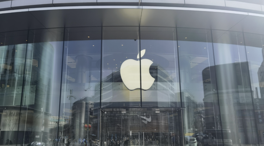 苹果公司总市值突破4万亿美元，成为历史上第三家市值突破4万亿美元公司